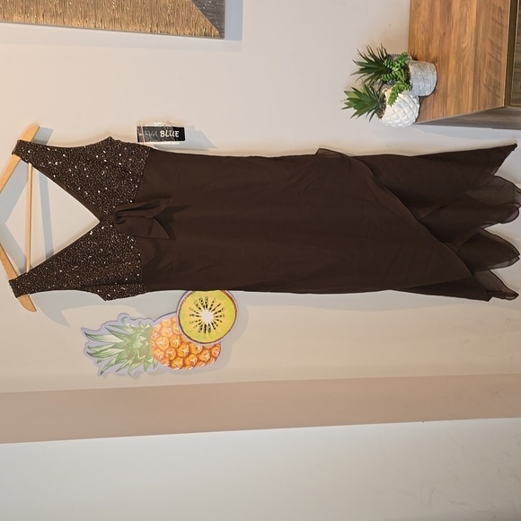 Eva Blue - Y2K Chocolate Brown Embellished Beaded Bodice Flare Formal Dress - Picture 2 of 11